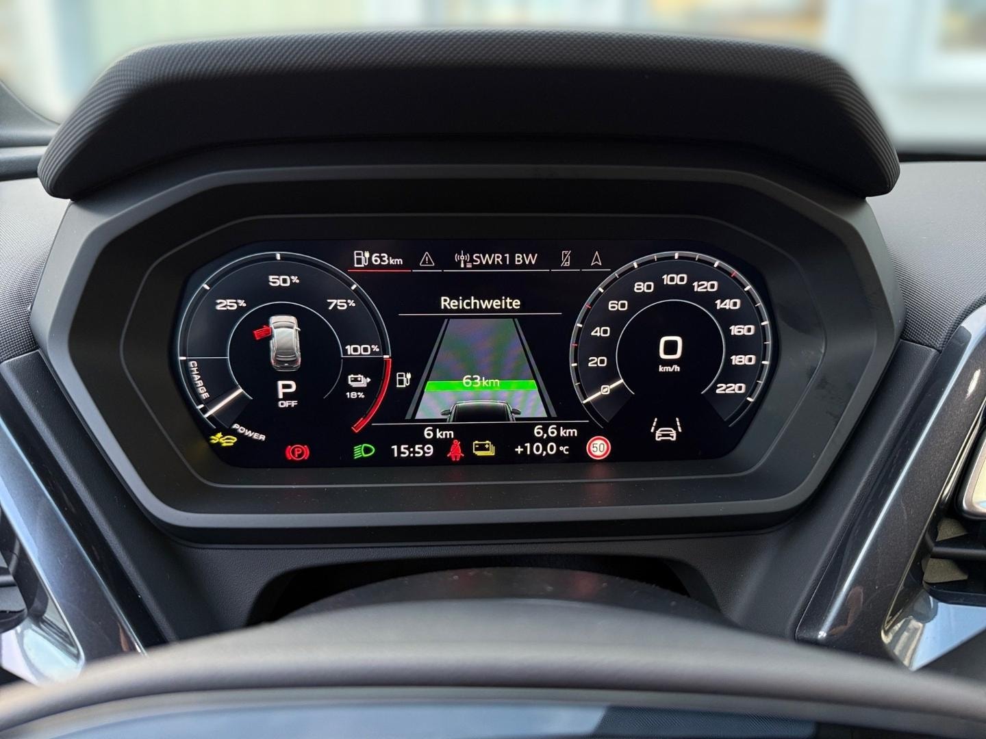 Bild über Audi Q4 e-tron 40 e-tron - für weitere Informationen kontaktieren Sie den Audi Partner