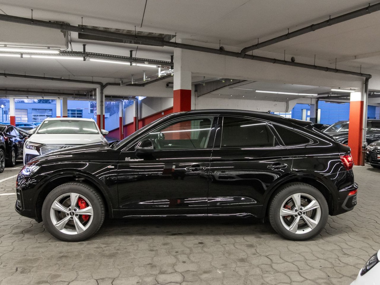 Bild über Audi Q5 Sportback 40 TDI quattro S tronic - für weitere Informationen kontaktieren Sie den Audi Partner