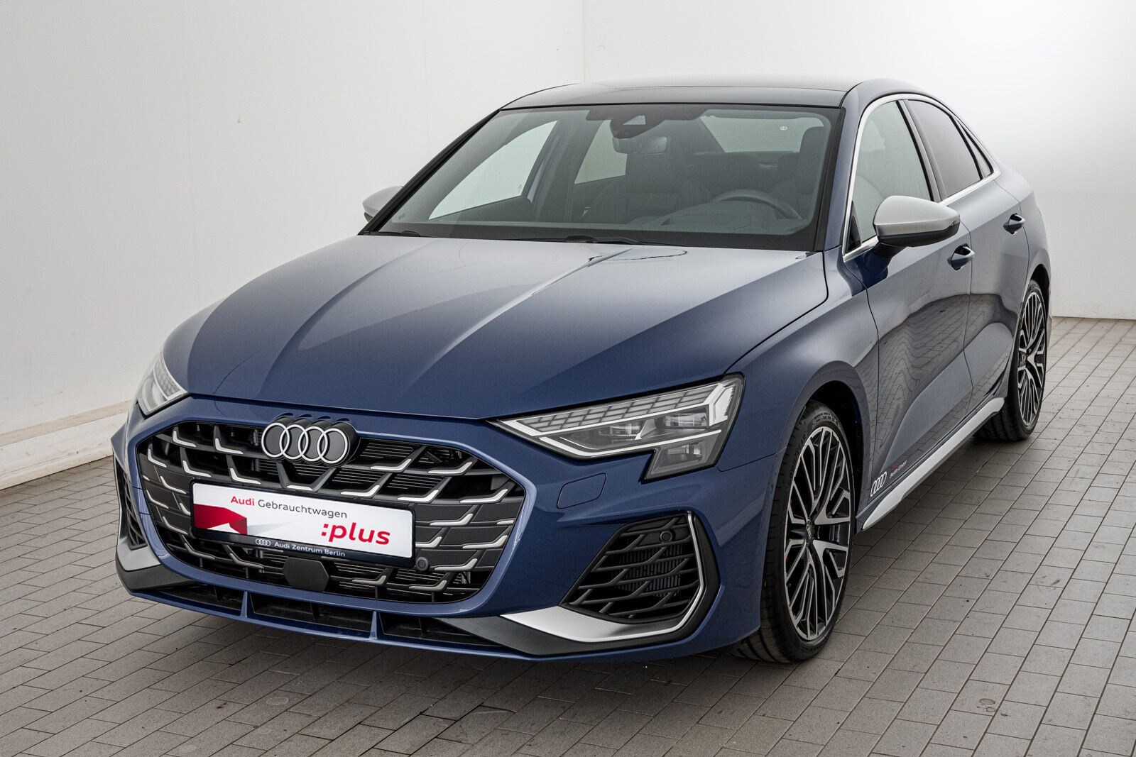 Image about Audi S3 Limousine TFSI quattro S tronic