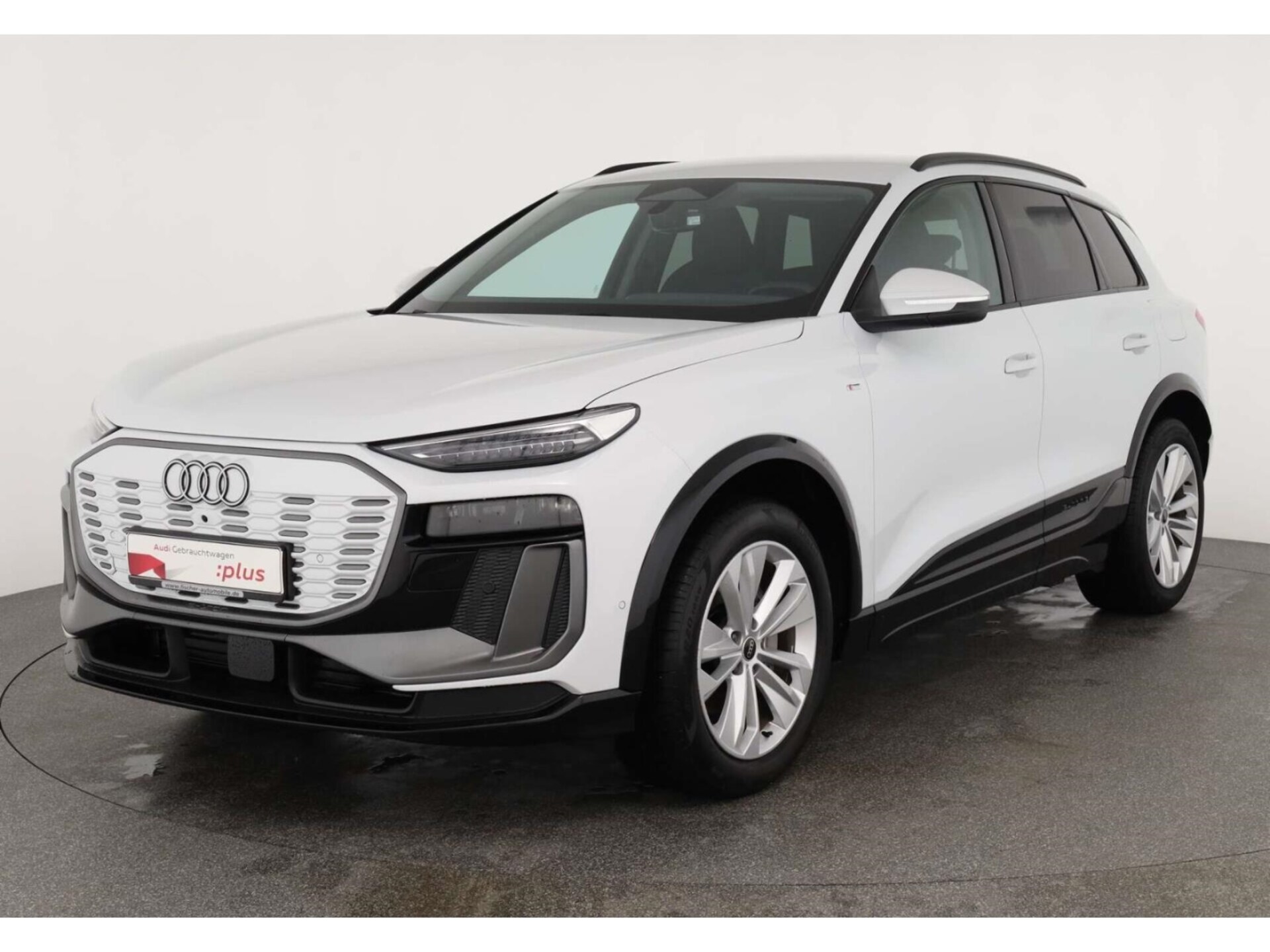 Audi Q6 SUV e-tron