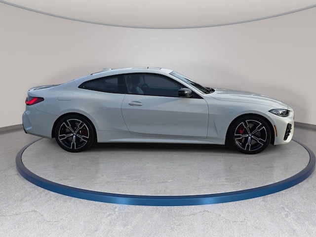 2023 BMW M440i