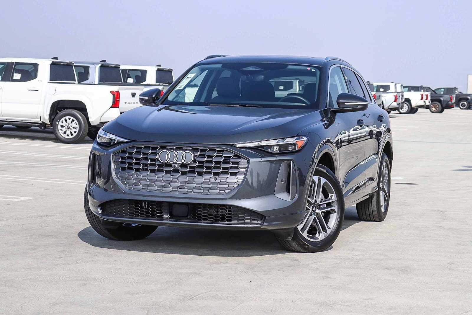 2025 Audi Q5 40 Premium's photo