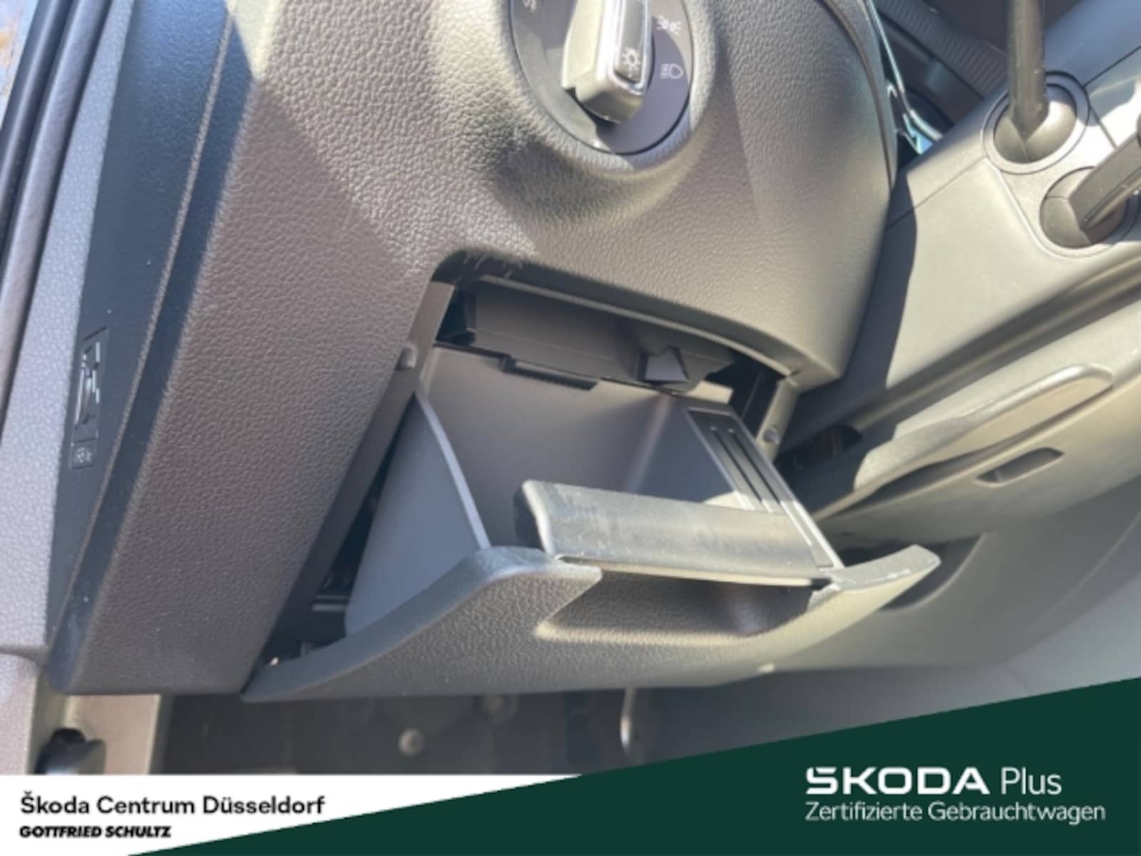 Škoda Superb Combi – Bild 23