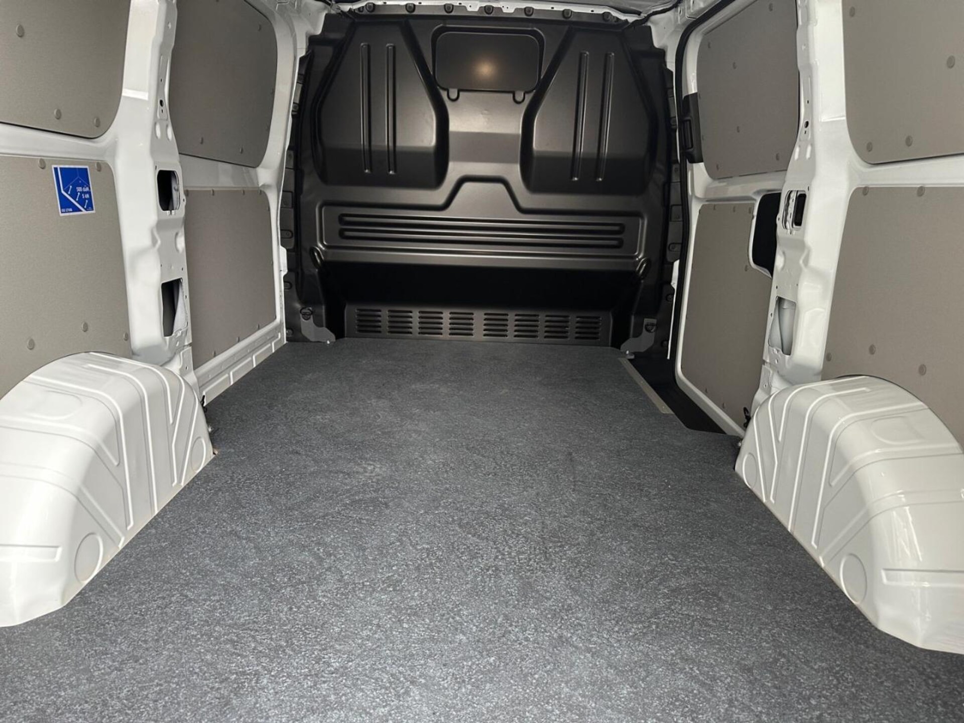 Volkswagen Transporter Kasten kurzer Radstand
