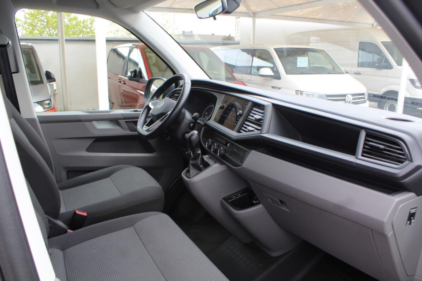Volkswagen T6.1 Transporter Kasten langer Radstand – Bild 6