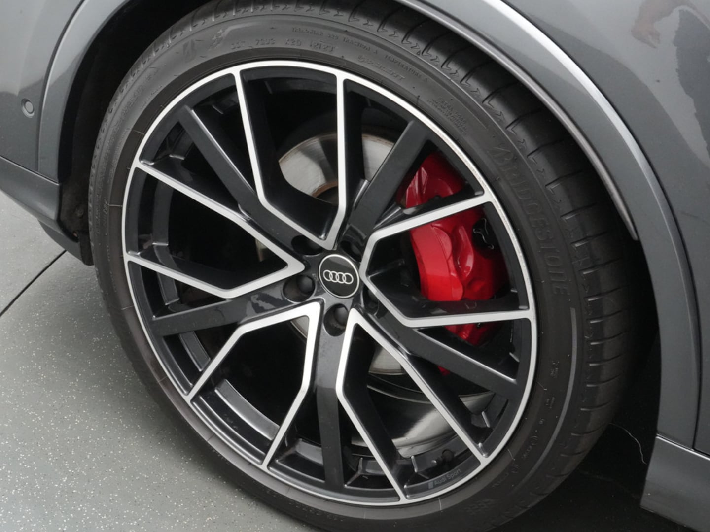 Bild über Audi Q7 competition plus 50 TDI quattro tiptronic - für weitere Informationen kontaktieren Sie den Audi Partner