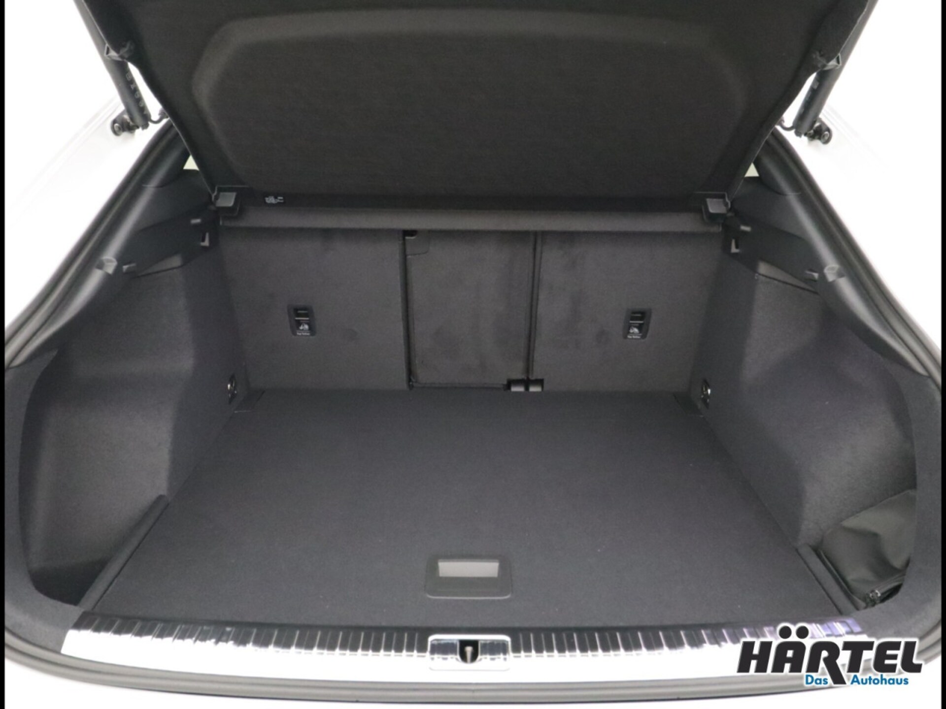 Audi Q3 Sportback S line