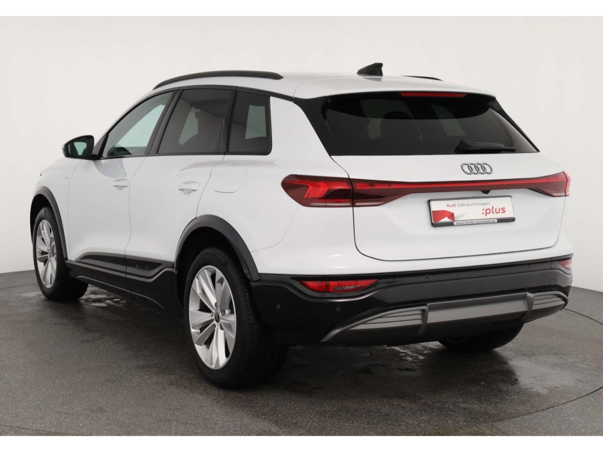 Audi Q6 SUV e-tron