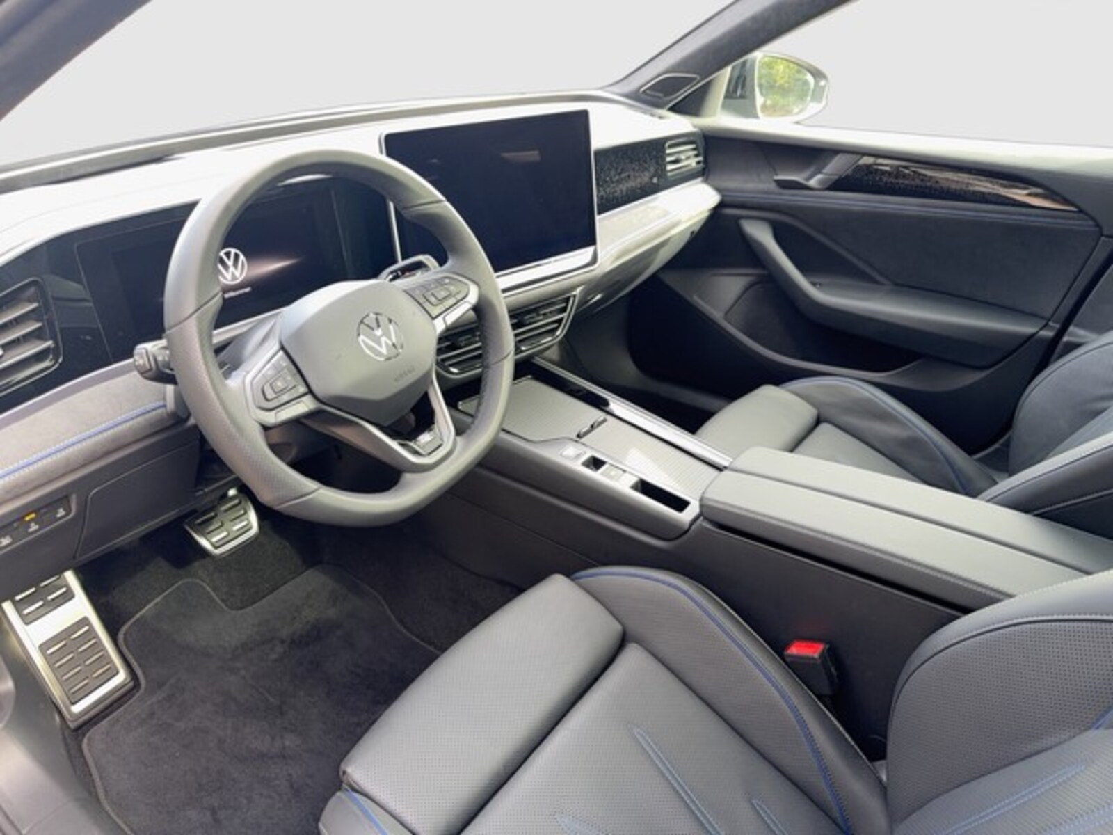 Volkswagen Passat – Bild 8
