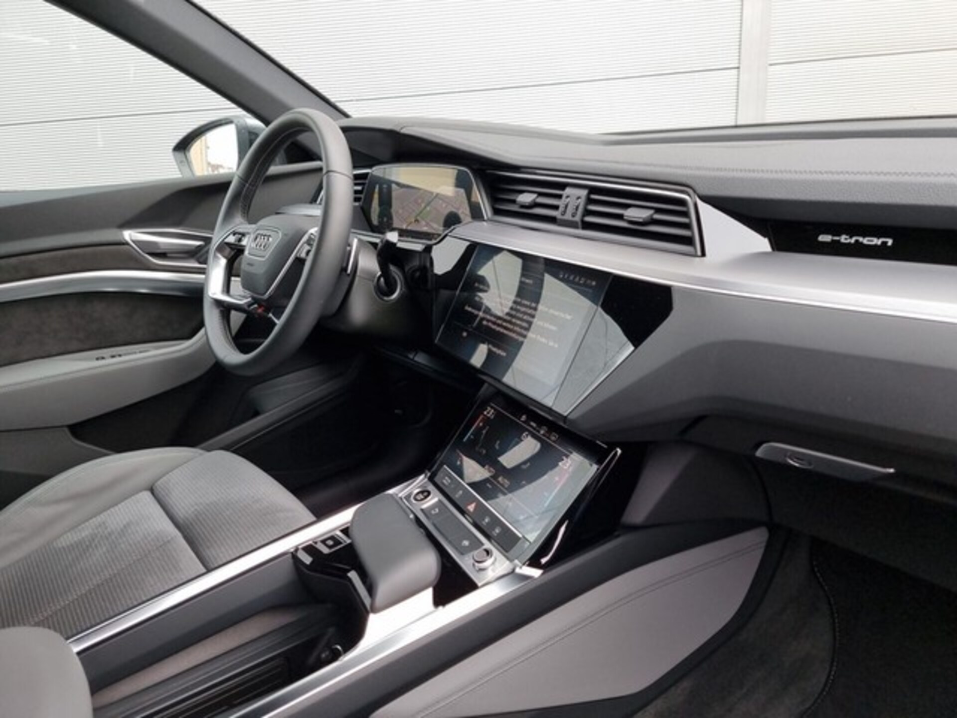 Audi e-tron Sportback S line