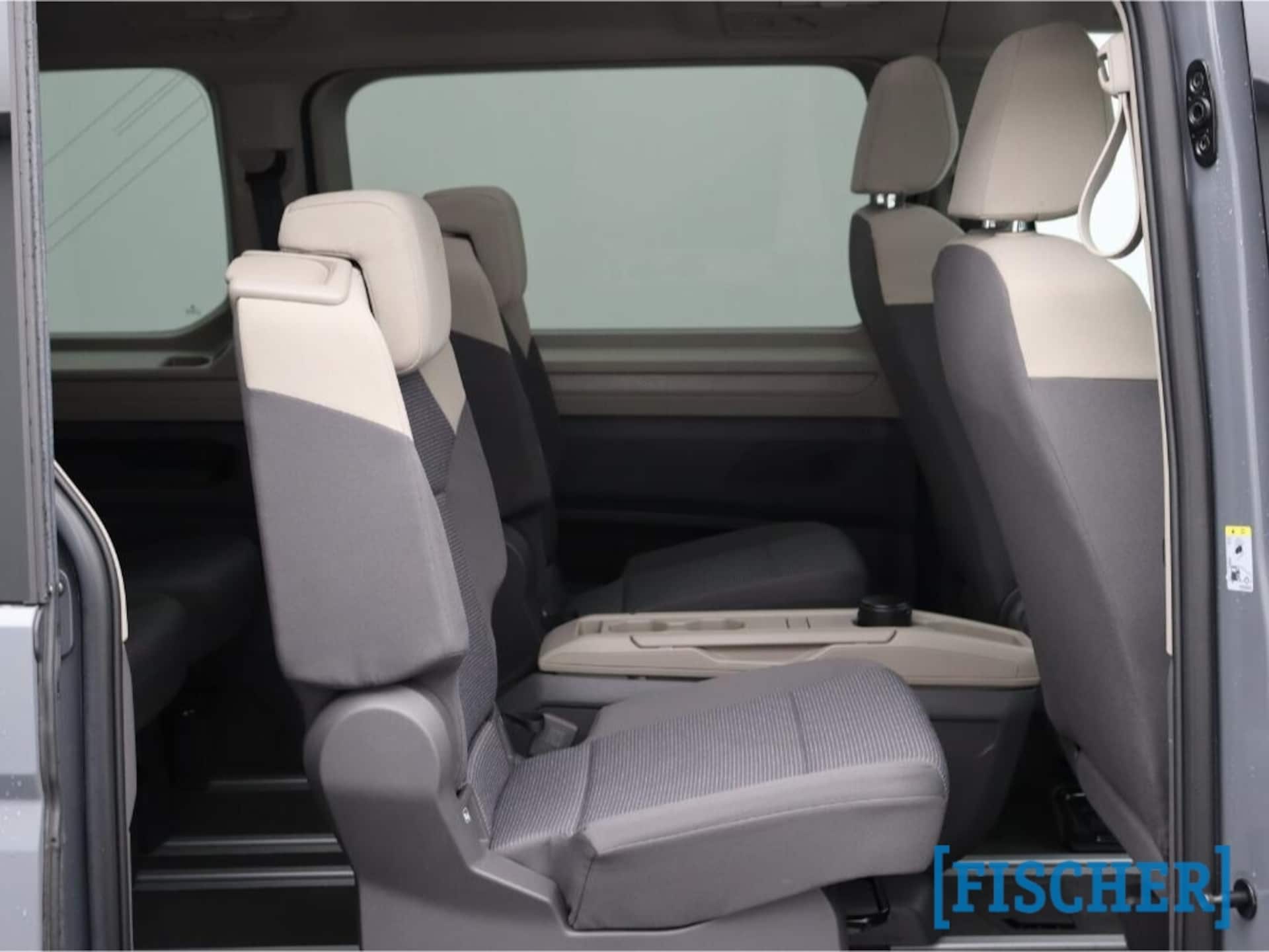 Volkswagen Multivan Basis-Modell
