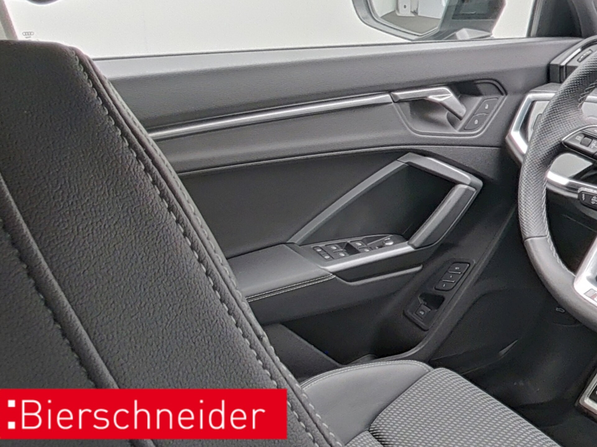 Audi Q3 Sportback S line