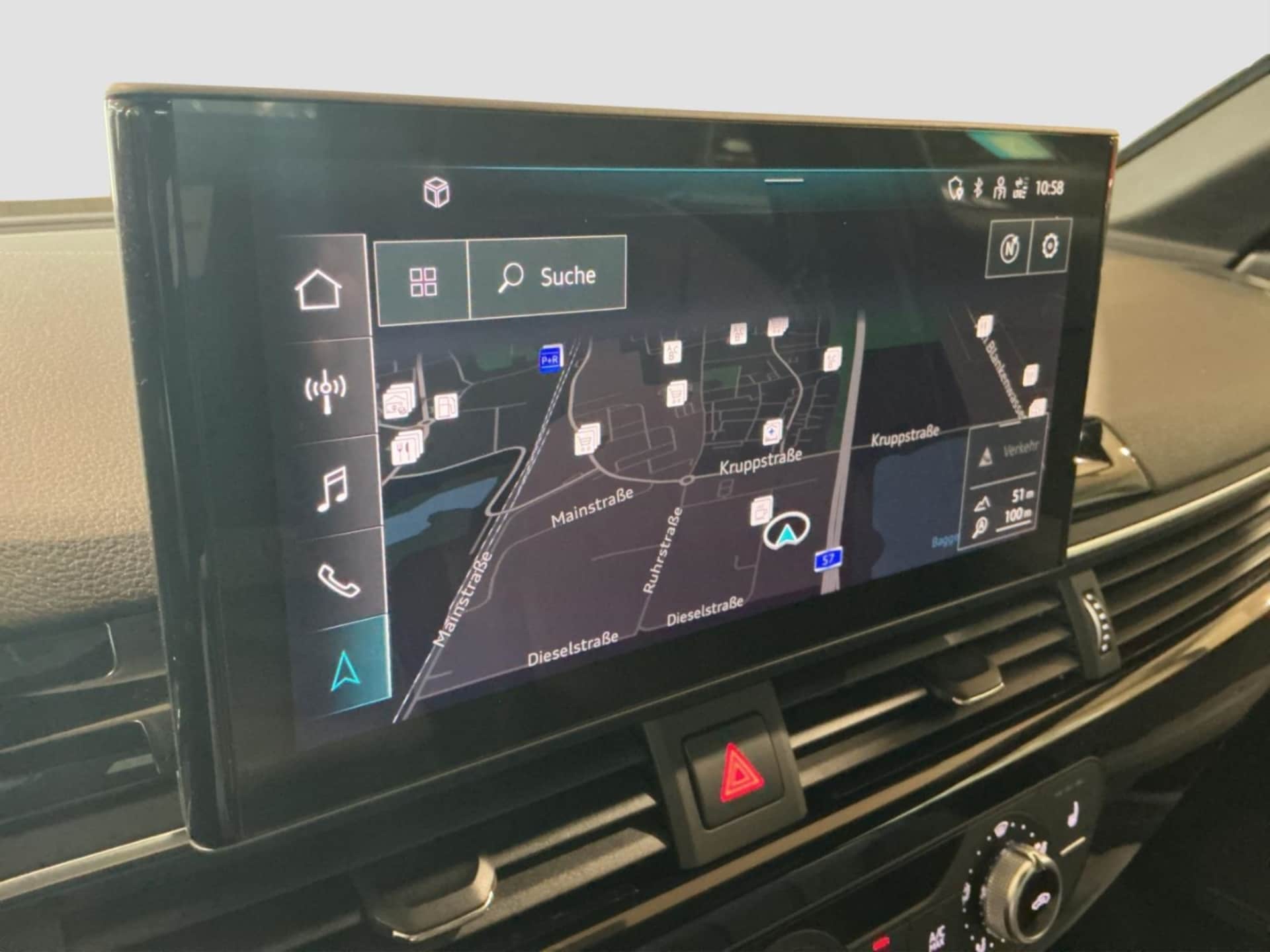 Audi A4 Avant S line