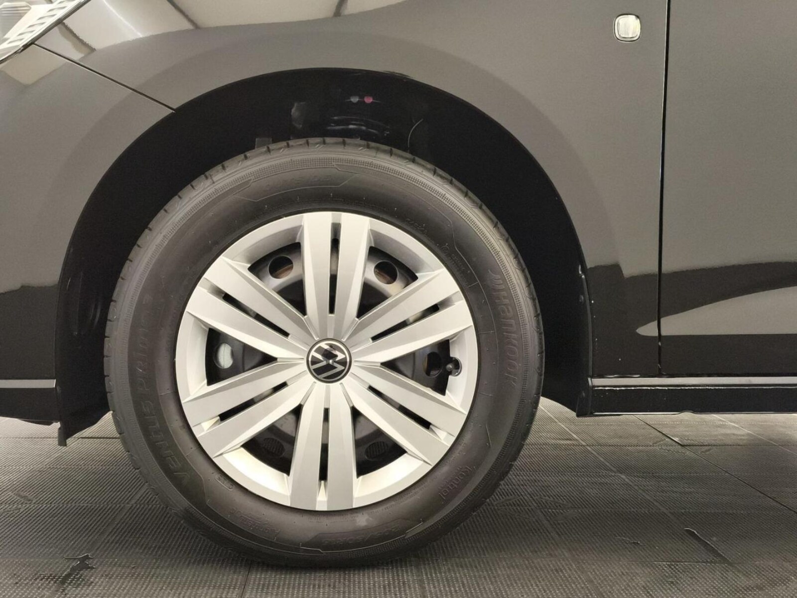Volkswagen Caddy Maxi Cargo – Bild 8