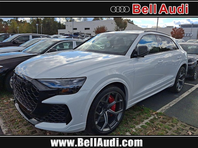 2026 Audi RS Q8 SUV performance