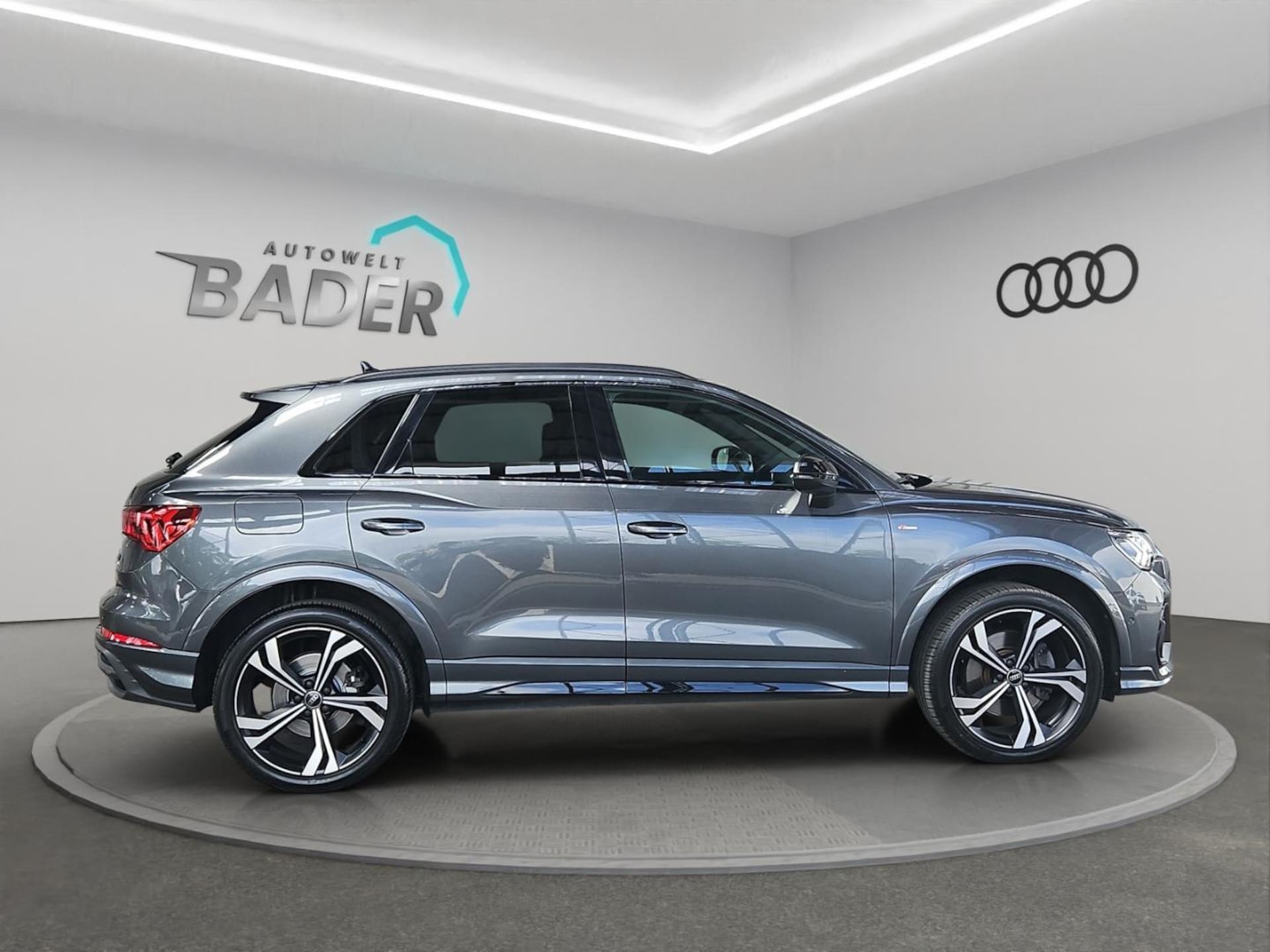 Audi Q3 SUV S line