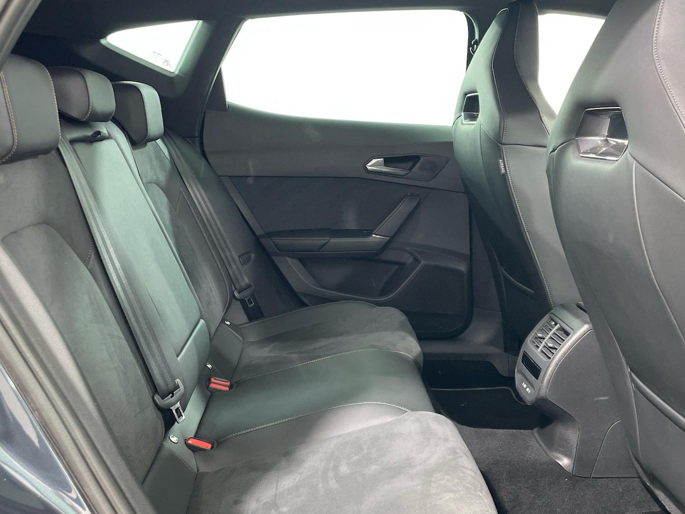 CUPRA Formentor 1.5 eTSI DSG 110 kW (150 CV) — photo 7