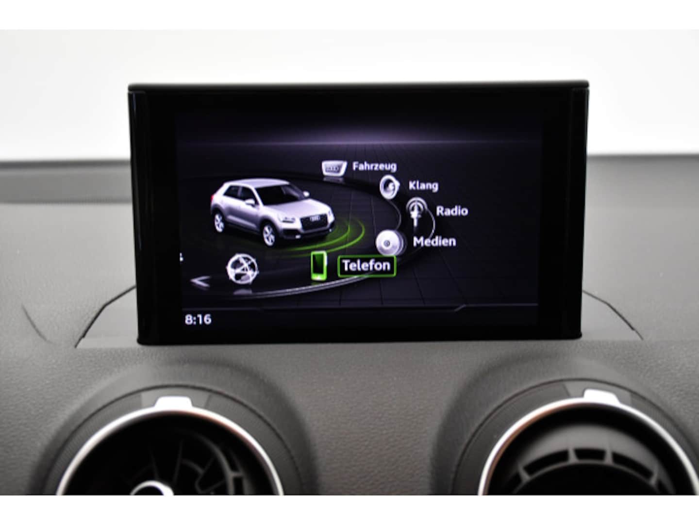 Bild über Audi Q2 advanced 35 TFSI S tronic - für weitere Informationen kontaktieren Sie den Audi Partner