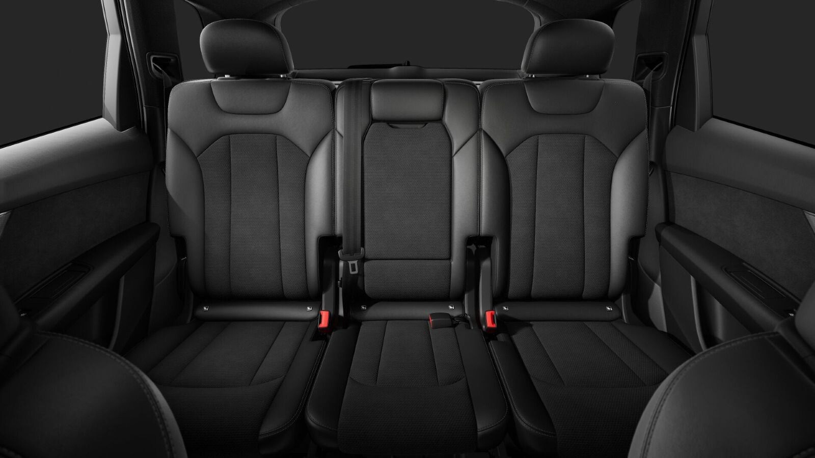 Image about Audi Q7 SUV TFSI e S line 55 TFSI e quattro tiptronic