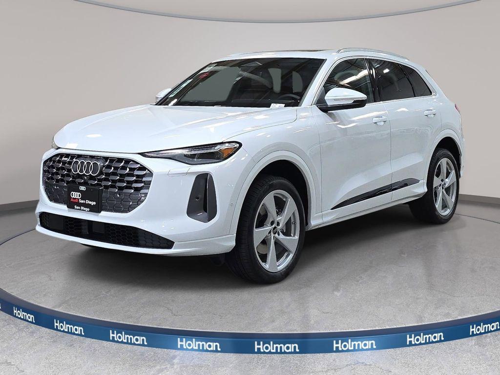 2026 Audi Q5 Premium Plus quattro's photo