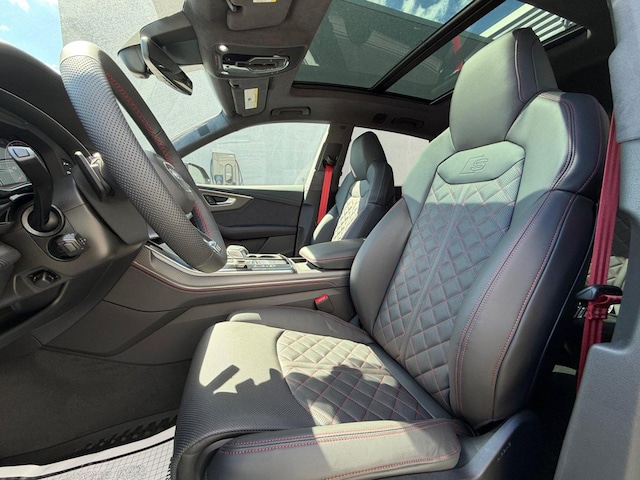 2026 Audi SQ8 Prestige - Photo 14