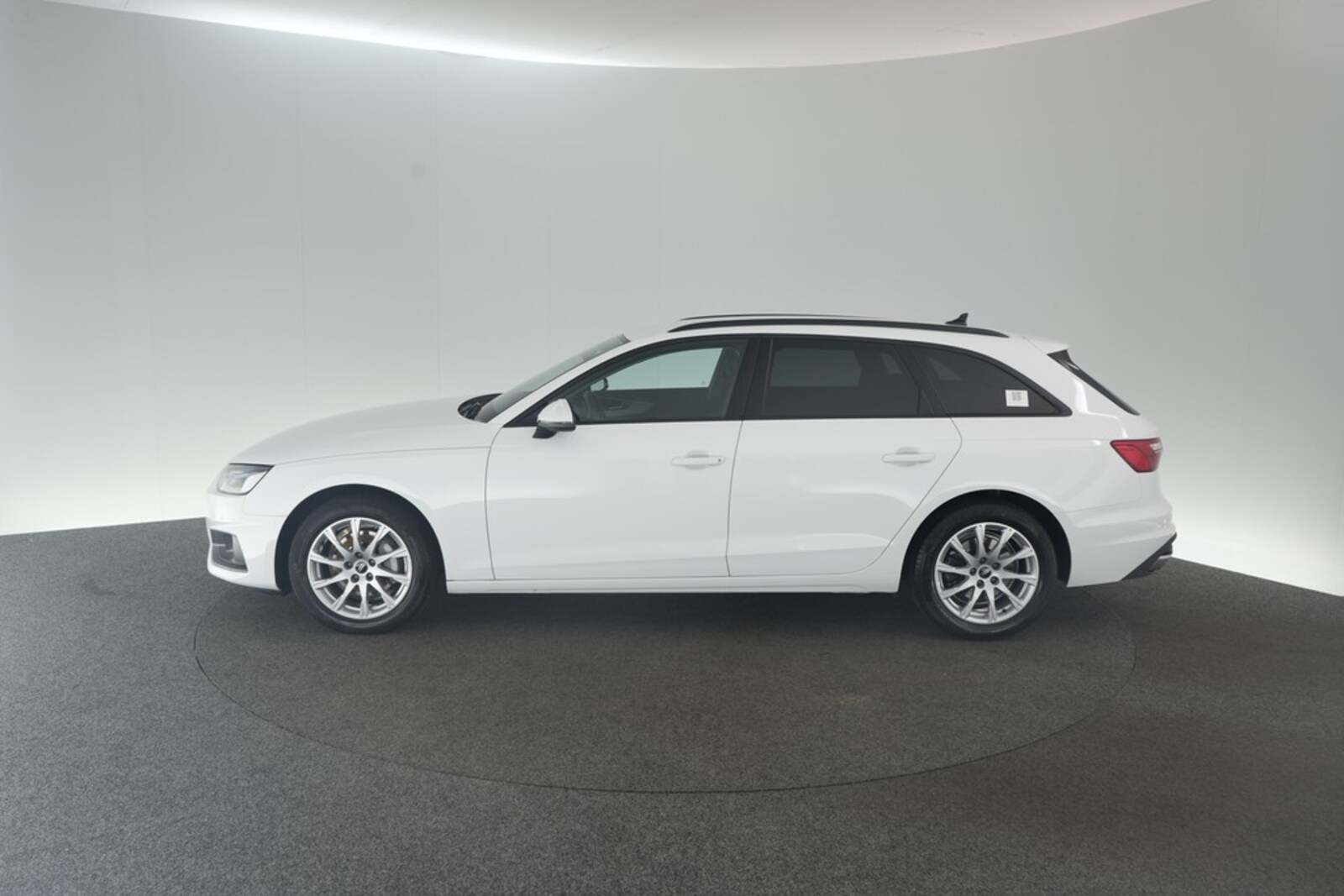Audi A4 Avant – Bild 6