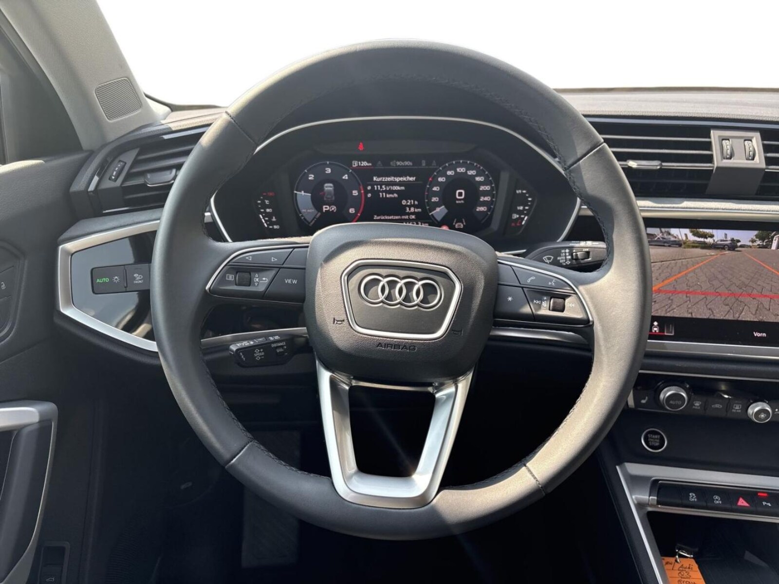 Audi Q3 – Bild 15