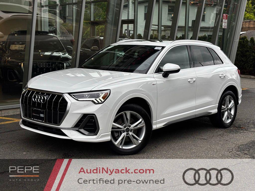 2023 Audi Q3 45 TFSI S Line Premium quattro's photo