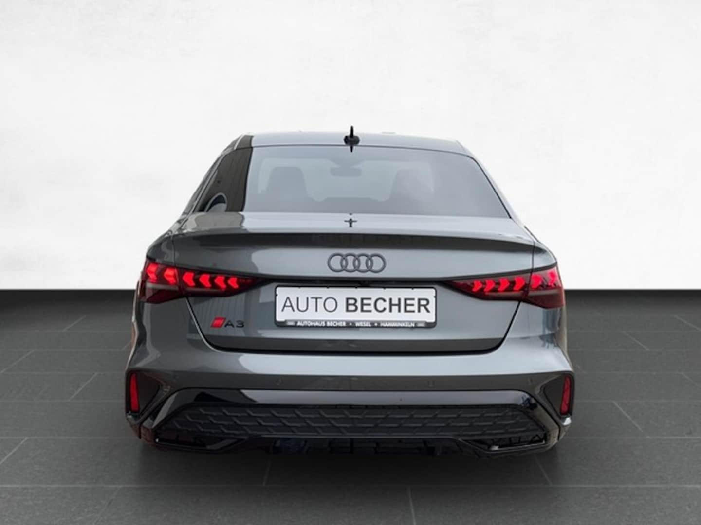 Bild über Audi A3 Limousine S line TFSI S tronic - für weitere Informationen kontaktieren Sie den Audi Partner