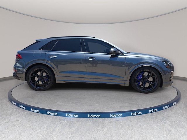 2026 Audi RS Q8 SUV performance