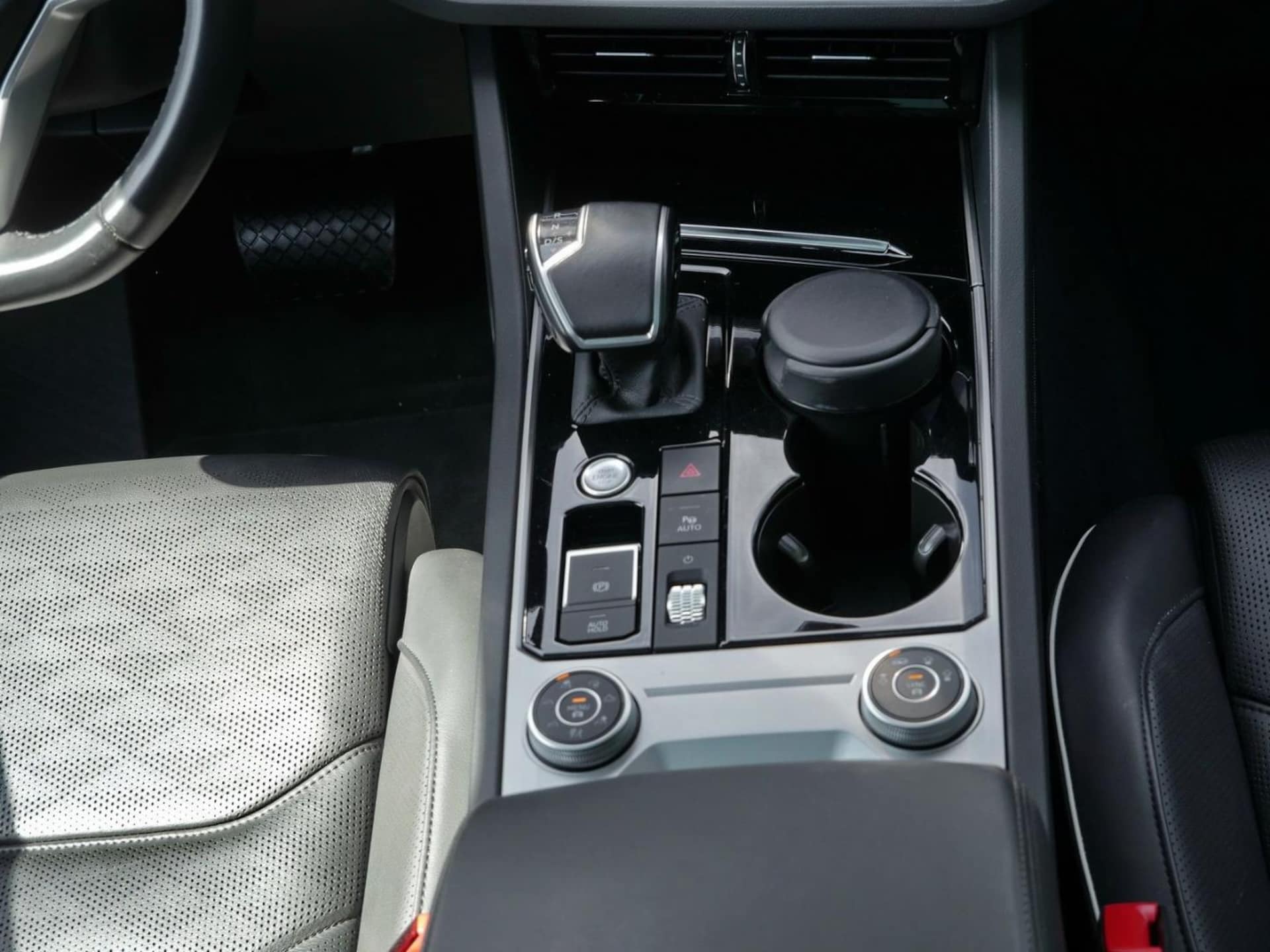 Volkswagen Touareg Elegance
