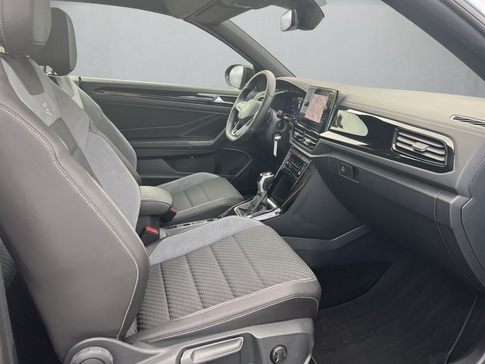 Volkswagen T-Roc Cabriolet – Bild 14