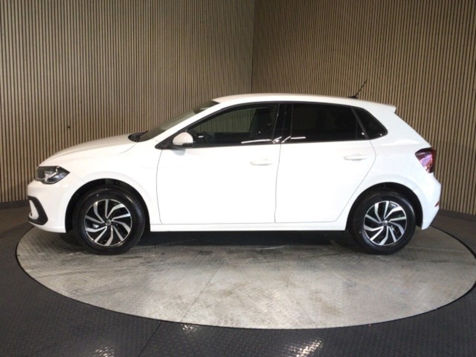 Volkswagen Polo – Bild 6