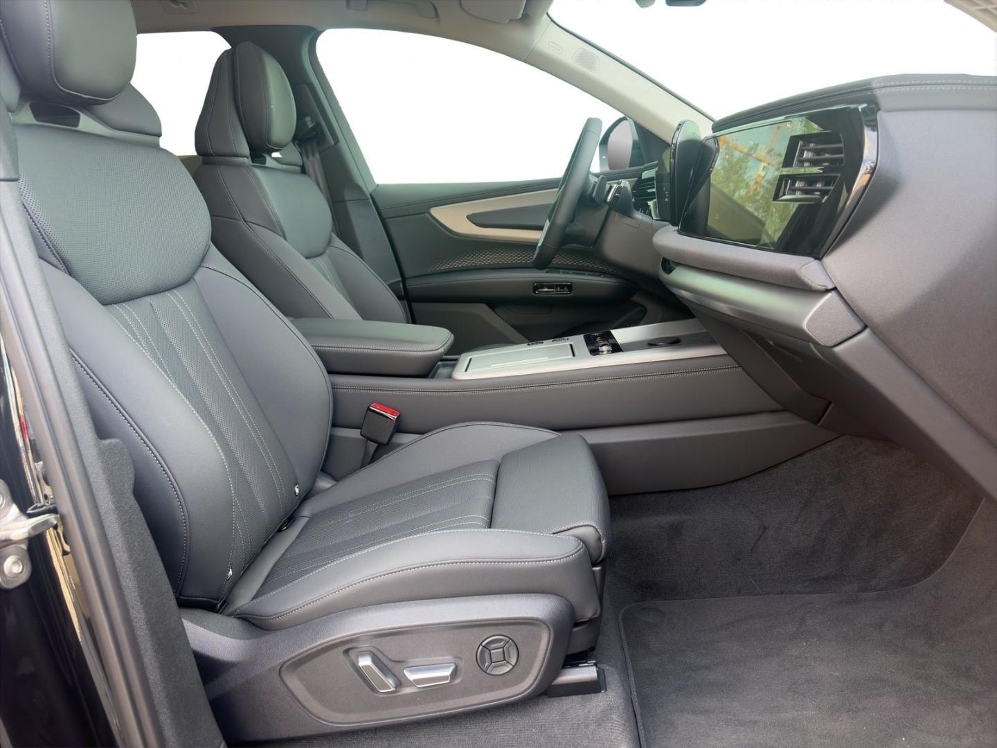 Bild über Audi Q7 SUV TDI quattro 220 kW tiptronic - für weitere Informationen kontaktieren Sie den Audi Partner