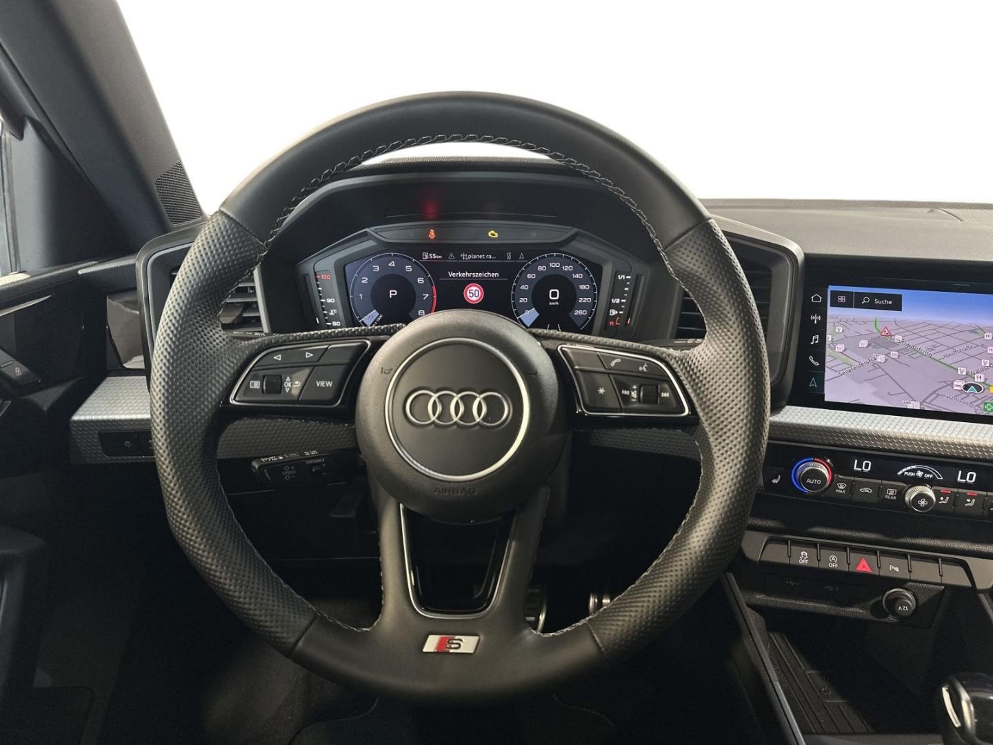 Bild über Audi A1 allstreet 35 TFSI S tronic - für weitere Informationen kontaktieren Sie den Audi Partner