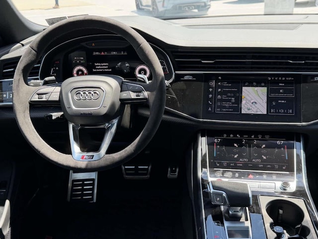 2026 Audi RS Q8 SUV performance