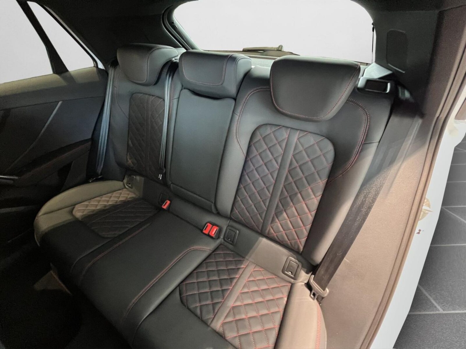 Audi SQ2 – Bild 14