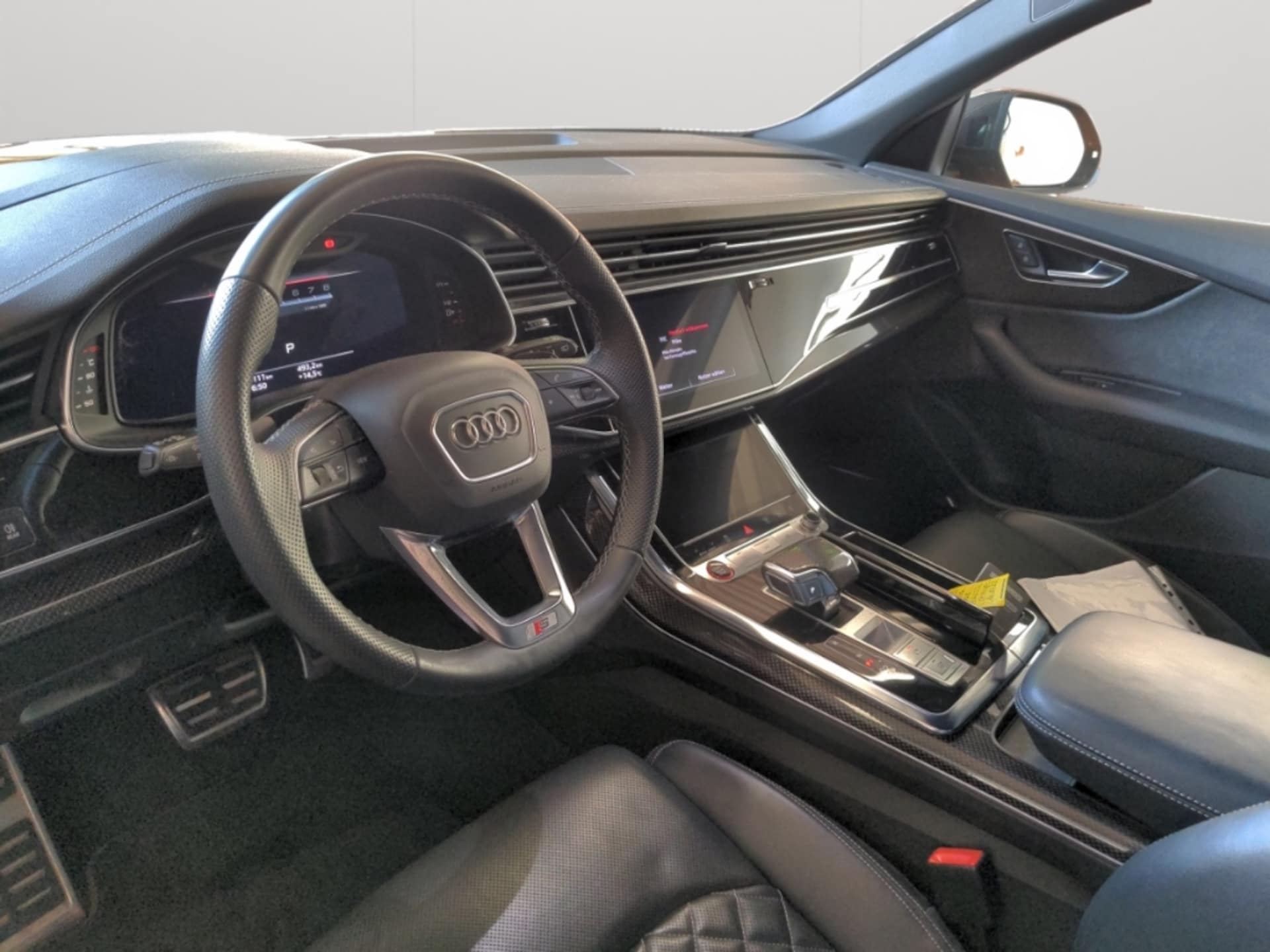 Audi SQ8 SUV