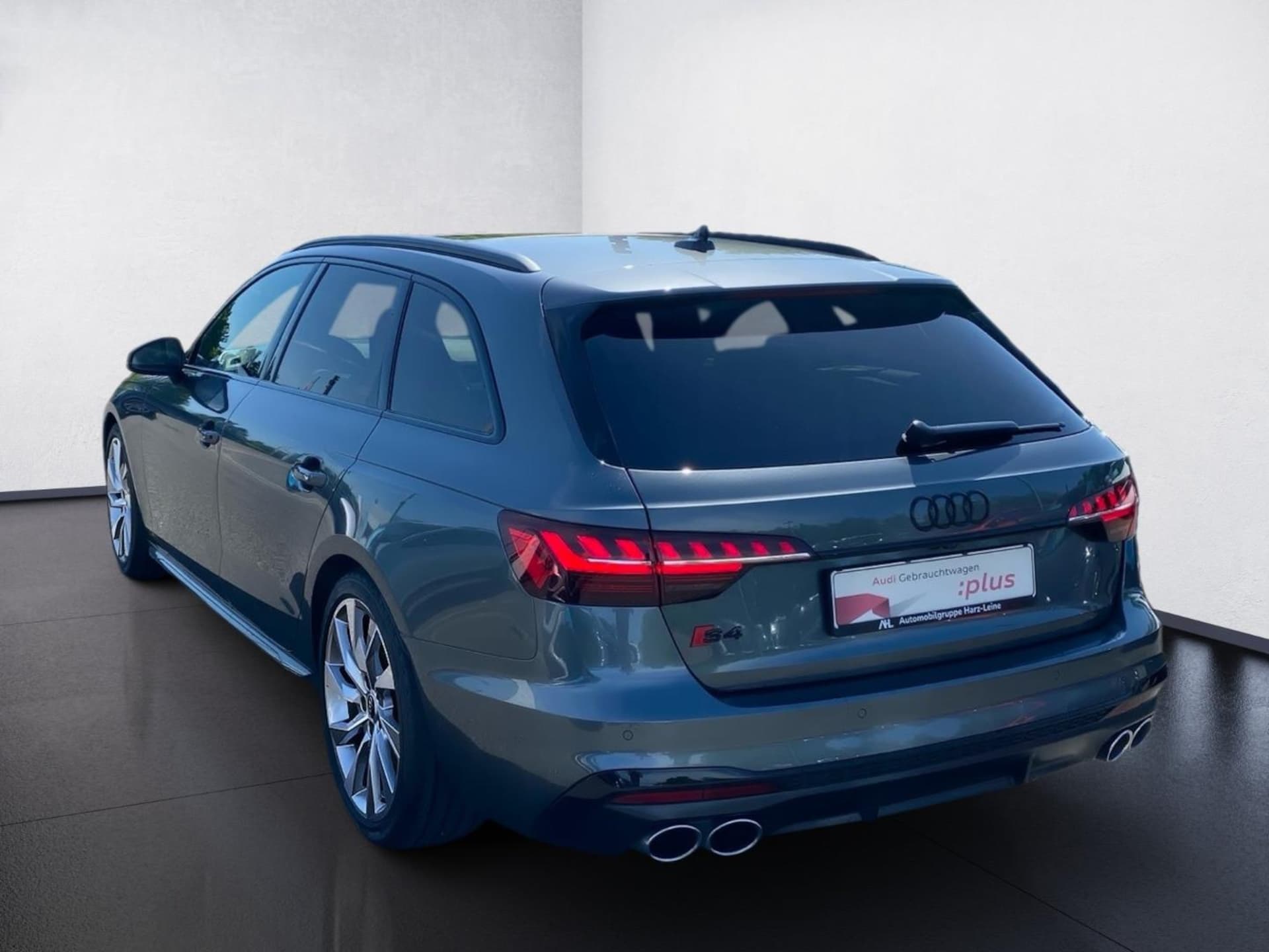 Audi S4 Avant