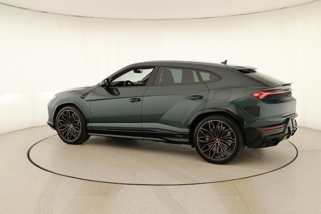 2025 Lamborghini Urus