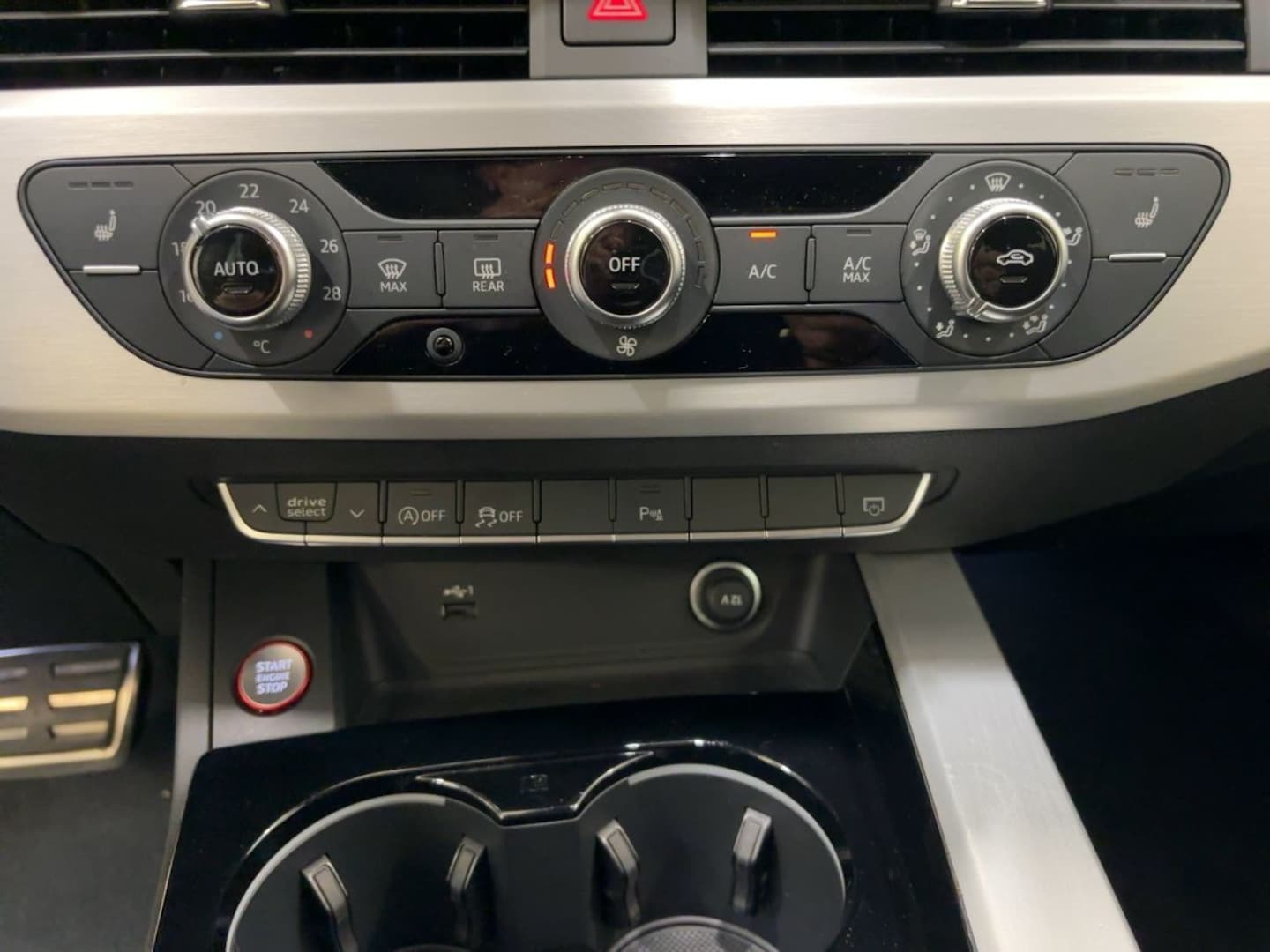 Bild über - für weitere Informationen kontaktieren Sie den Audi Partner