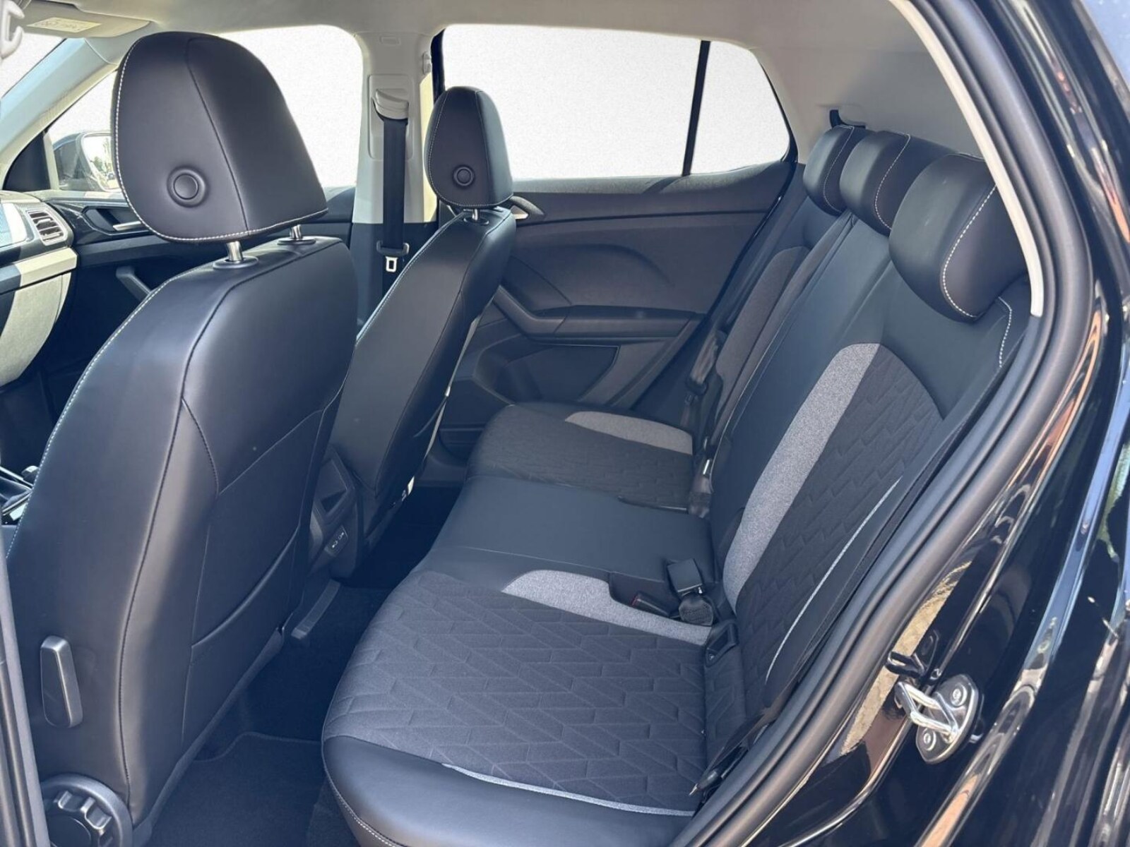 Volkswagen T-Cross – Bild 12
