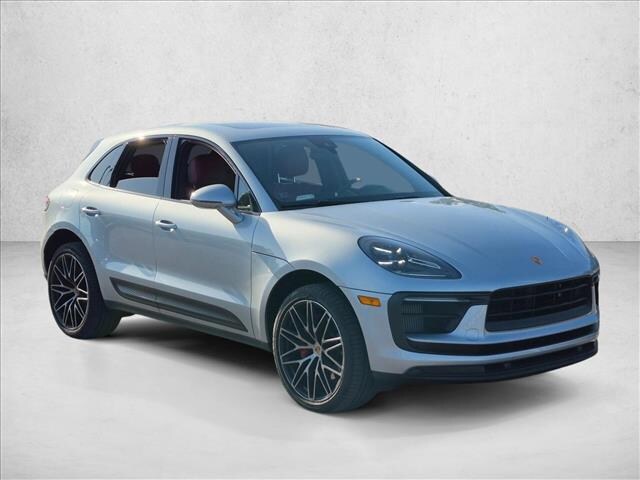 2022 Porsche Macan
