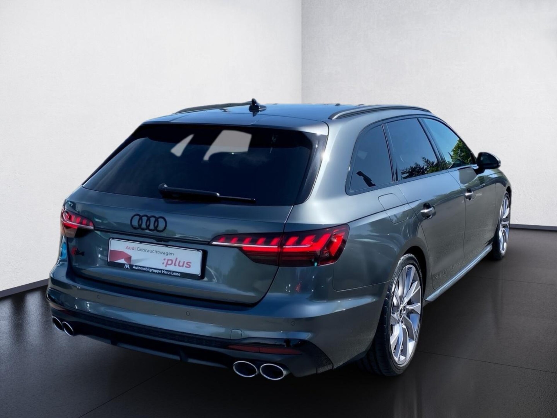 Audi S4 Avant
