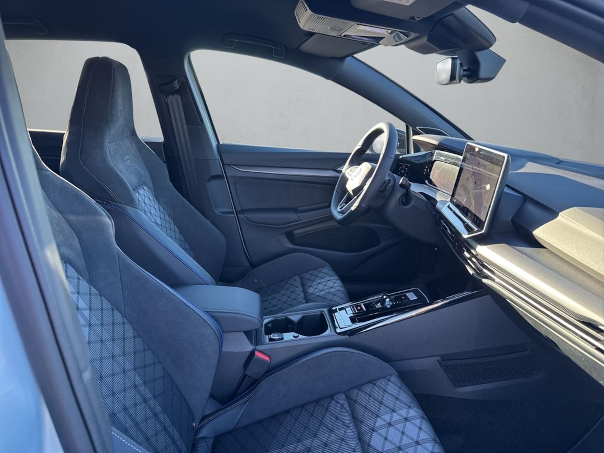 Volkswagen Golf R-Line