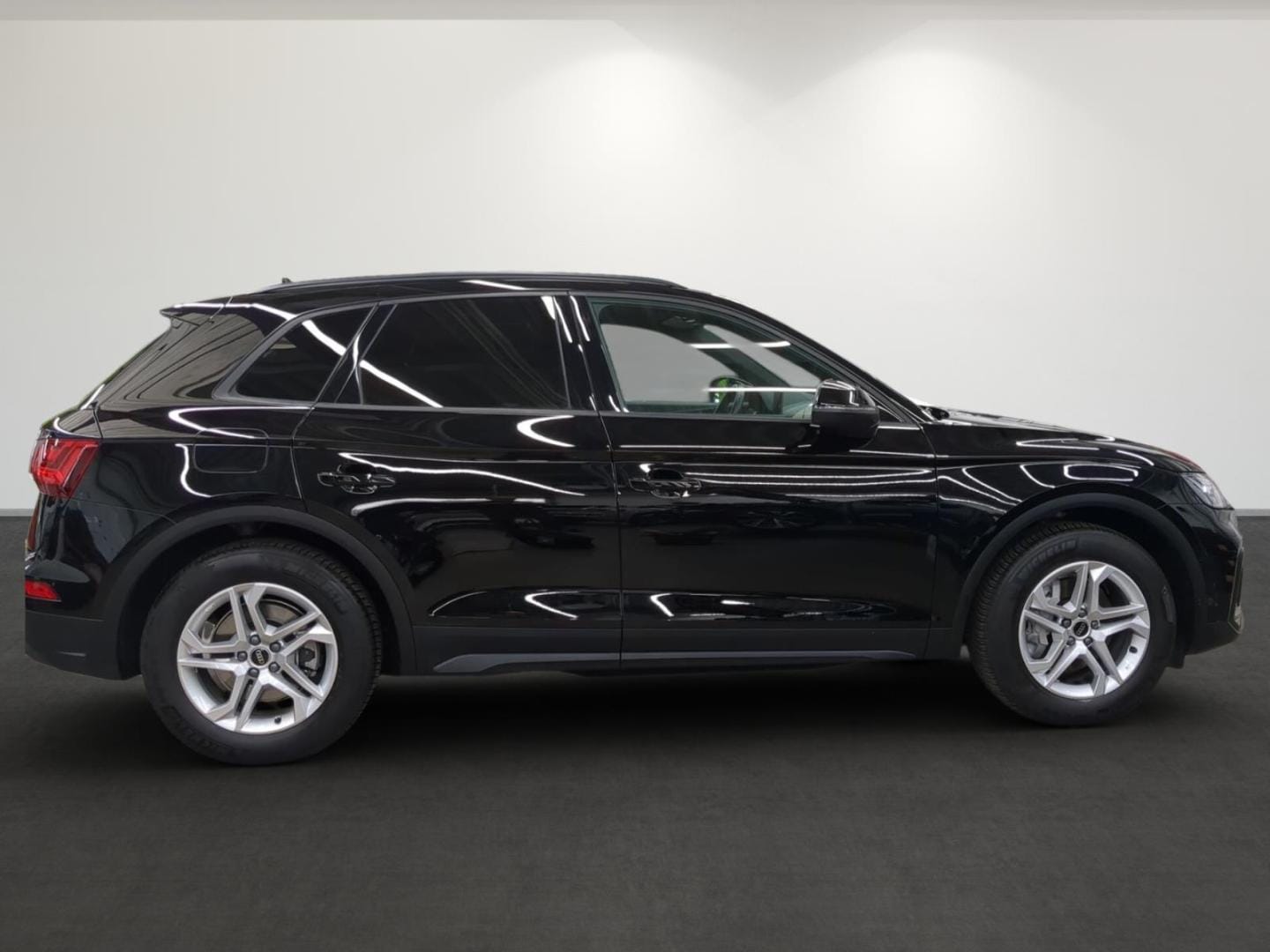 Bild über Audi Q5 35 TDI S tronic - für weitere Informationen kontaktieren Sie den Audi Partner
