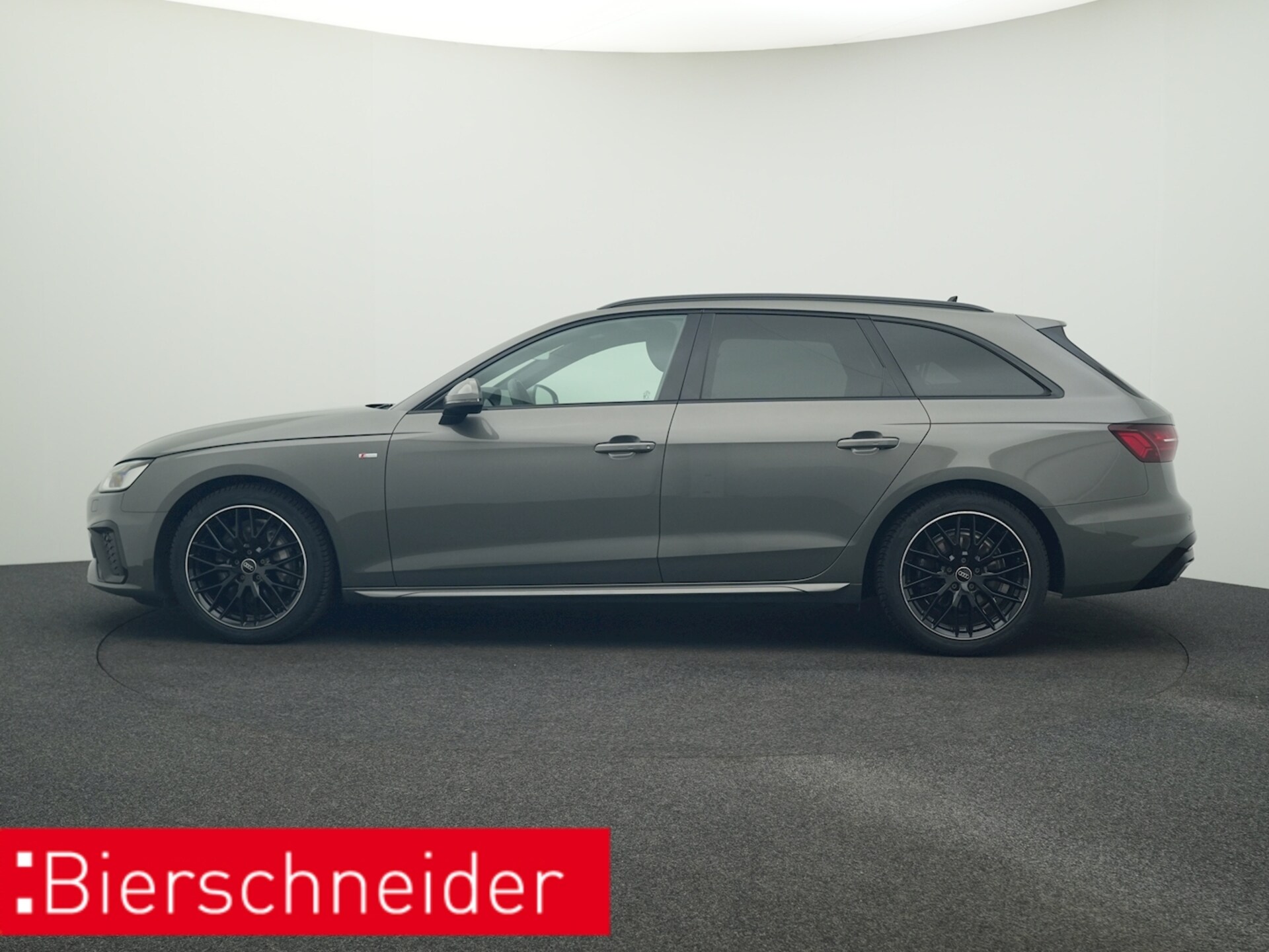 Audi A4 Avant S line