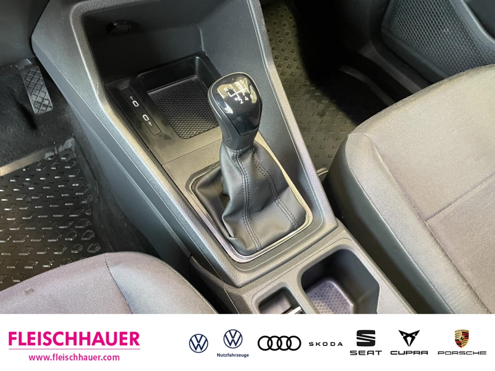 Volkswagen Caddy Maxi Cargo – Bild 12