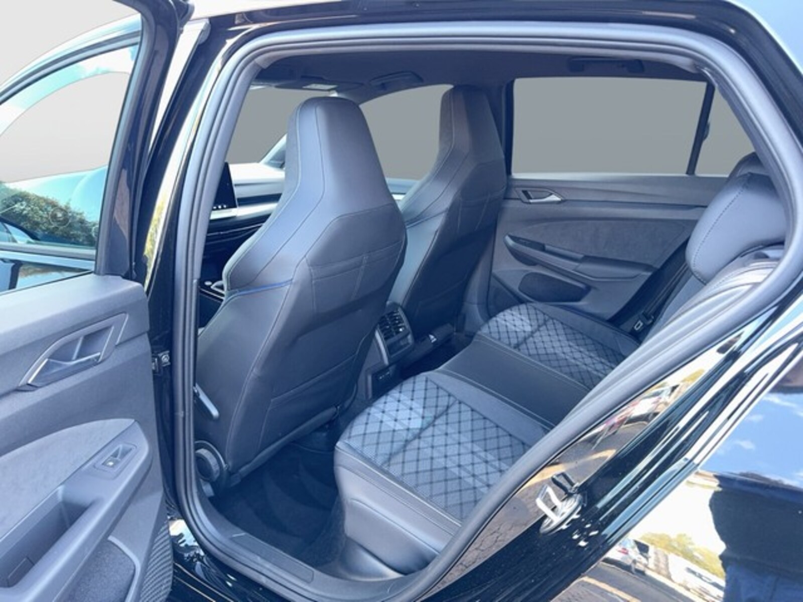 Volkswagen Golf – Bild 11