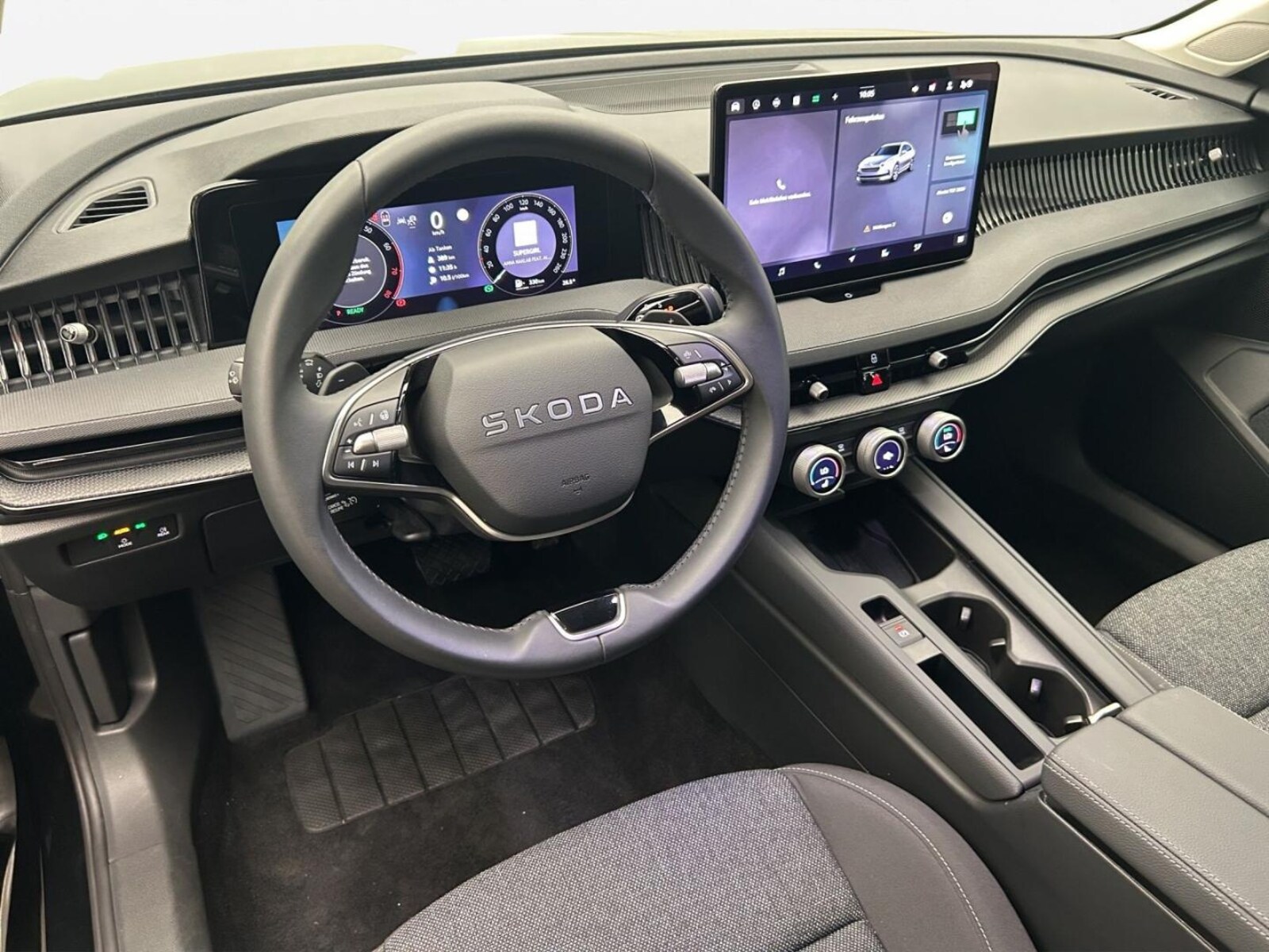Škoda Superb Combi – Bild 6